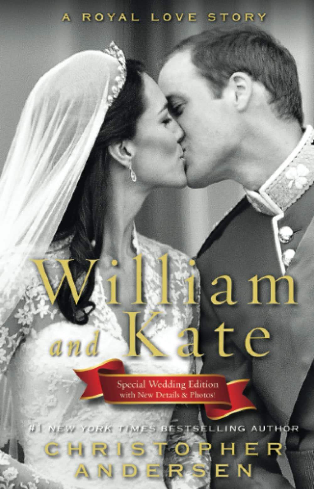 William and Kate: A Royal Love Story Paperback Gallery Books
